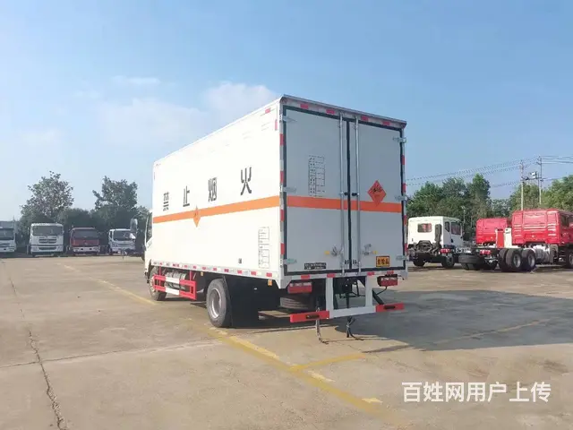 解放蓝牌5米5烟花爆竹厢式运输车包上户价格 - 图片 6