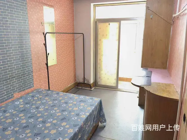 怀远门地A口旁 大西电子市场旁，350元/月，4楼包WiFI - 图片 2