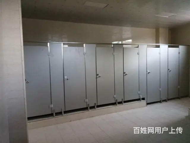 专业公共卫生间隔断解决方案，环保、优质。 - 图片 1