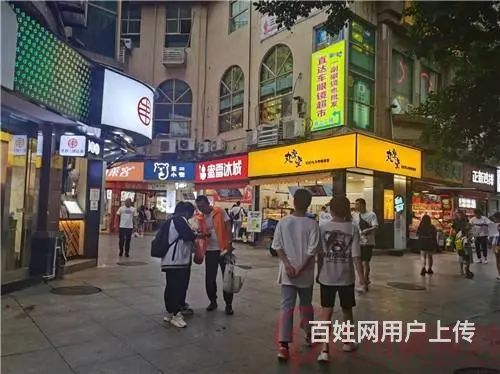 （达州铺源网）市内中心广场沃尔玛对面30㎡小吃店转让 - 图片 1