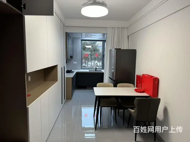 新宇香苑1楼100平两室两厅，包网，精装地热，空调，冰箱，洗 - 图片 2