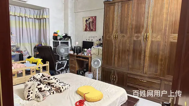 银山华庭 双卫格局 商业配套齐全 中间好楼层 小三房 - 图片 6