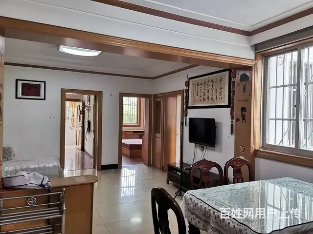 春风二村现浇房纯一楼57平品牌精装才半年，有院子，开价42万 - 图片 3
