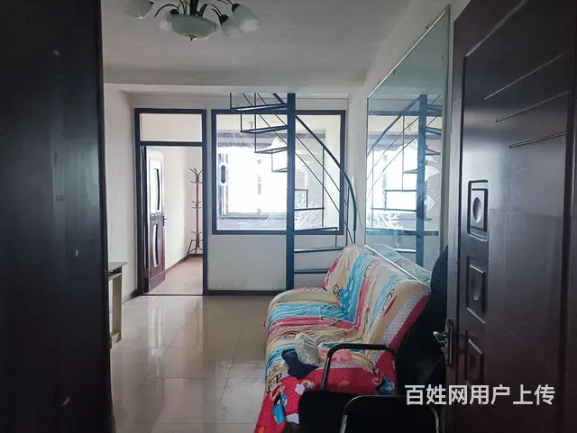 低价出售向阳警署综合楼带阁楼露台 - 图片 1