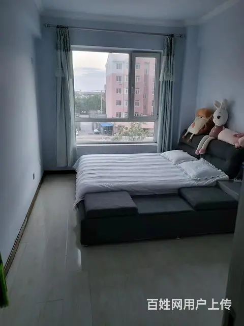 蓝海城a区广场房子出售，三楼 - 图片 1