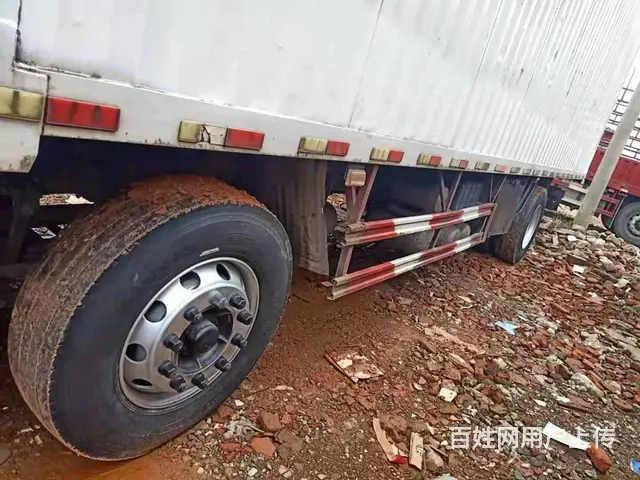 载货车东风天龙前四后四厢式车245马力17年4月 - 图片 5