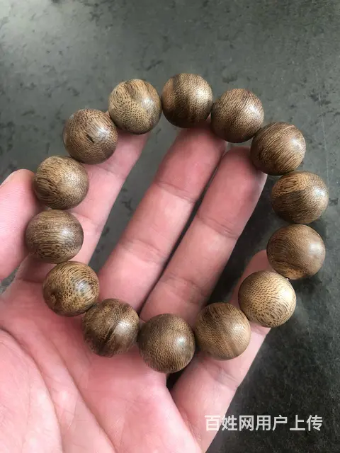 沉香莺歌绿奇楠手串 - 图片 5
