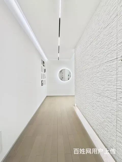 地铁口 实拍 简约白色系 服装展厅 设计 直播 电商办公 - 图片 1