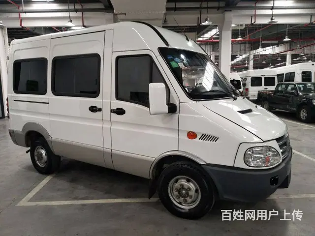 依维柯 2007款 依维柯A32 2.5T 手动 - 图片 1