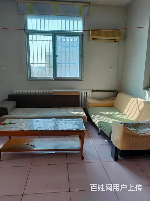 Z9977锦秋小区实图沙发 床 空调 油烟机 暖气 - 图片 1