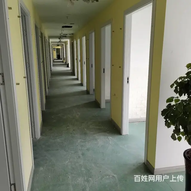 昆山前进西路时代中央花园商业街店铺出租 - 图片 3