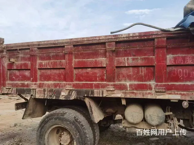 低价转让13年2月时代自卸车 箱长4.2米 车况好 - 图片 5