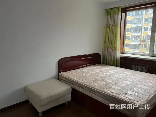 出租黎明小区3楼1月1500元，80平方，两室一厅电视冰箱 - 图片 1