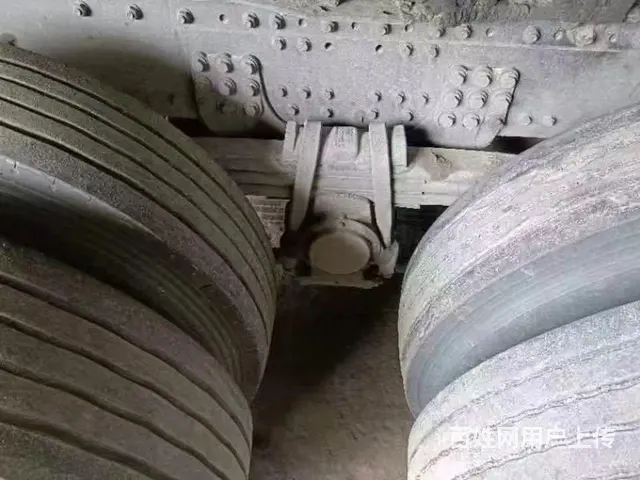 东风天龙 旗舰手动挡采埃孚变速箱560马力 - 图片 9