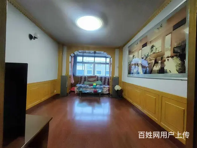 有供暖辽河家园附近5楼110平，三室一厅，热水器 年租700 - 图片 4