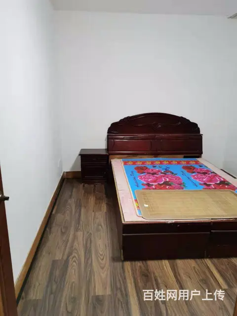 虹桥小区 普通住宅1厅 中等装修 - 图片 1