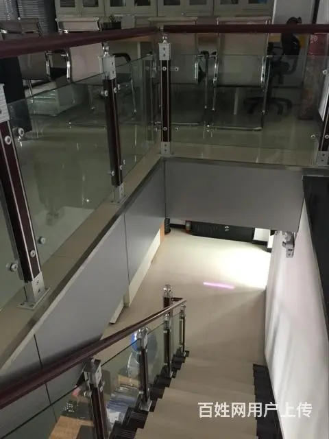 乌鲁木齐楼梯 定制钢木实木玻璃楼梯铁艺焊楼梯 - 图片 11