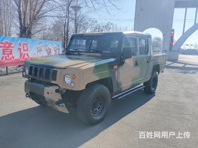 柴油四驱皮卡 - 图片 1