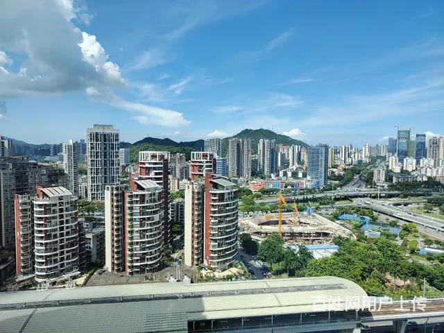 前山河 环宇城超甲写字楼150平 首次出租 - 图片 3
