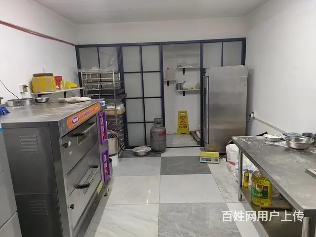 住宅底商出租 - 图片 1