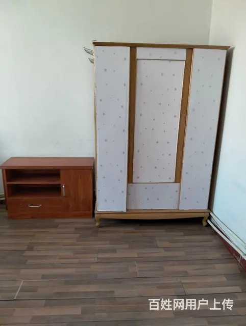 房屋位于中山路北四经街路口，南邻126中学，北邻八一公园 - 图片 2