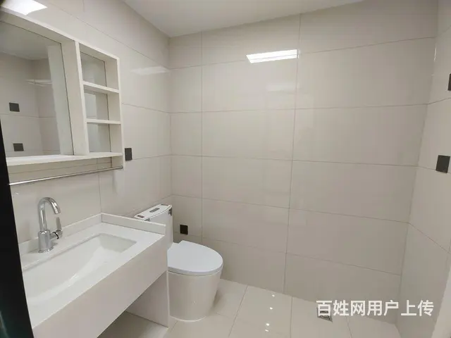 滨河水城3楼97平三室两卫精装60.5万一中疏港路凌河湾御景 - 图片 4