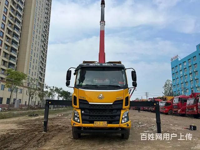 二手随车吊 特价活动  可0首付价格实惠 - 图片 1