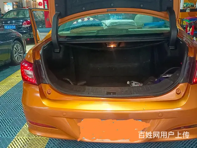 比亚迪 秦 2014款 1.5T 双离合 尊贵型 - 图片 4