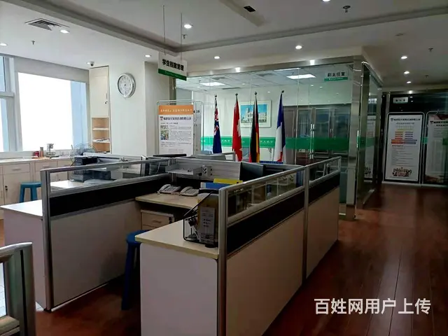 五缘湾运动馆 海富中心 半层3套 一线看海1.35万每平急卖 - 图片 9