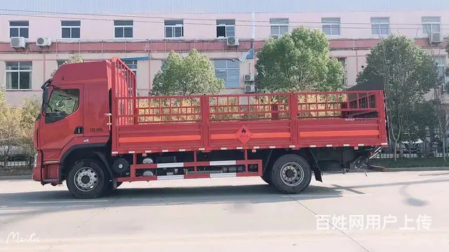 国六东风柳汽6.8米一类危险品运输车特价处理 - 图片 3