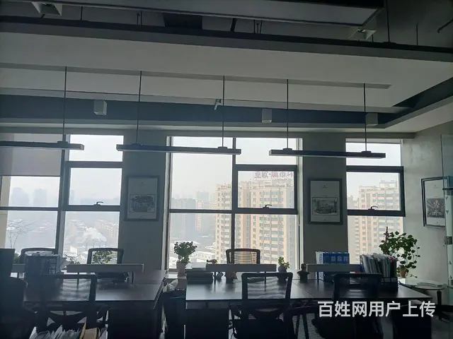 独立办公位出租 - 图片 3