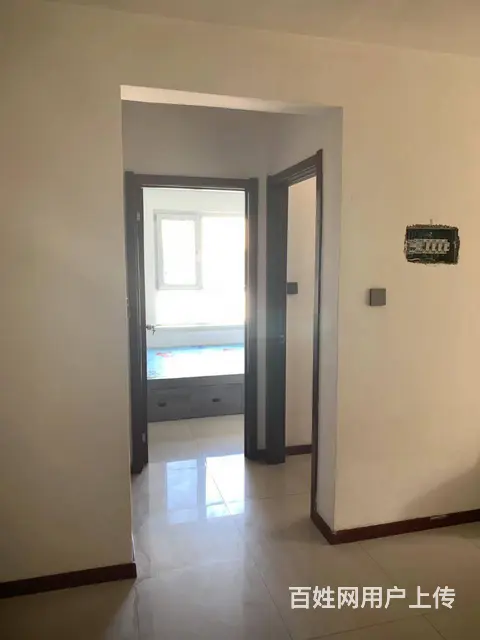 金科蓝湾一期 普通住宅1厅 简单装修 - 图片 5