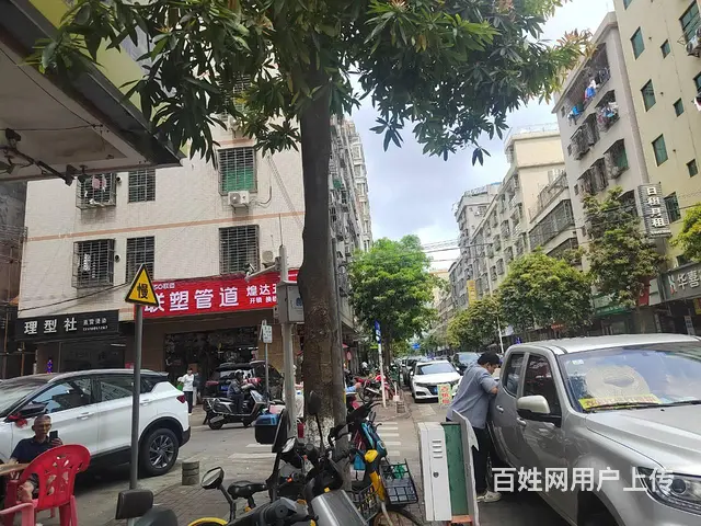 （51旺铺推荐）滨涯花园新村三叶西路40平便利店转让 - 图片 9