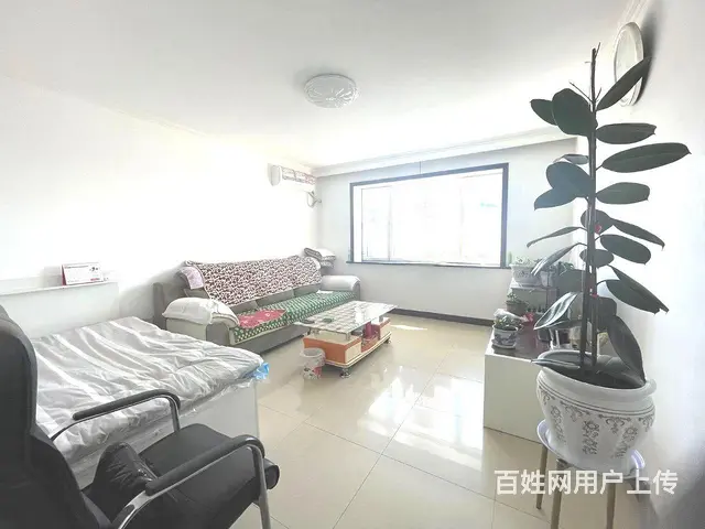 欣源小区，5楼。64平，11万 - 图片 1
