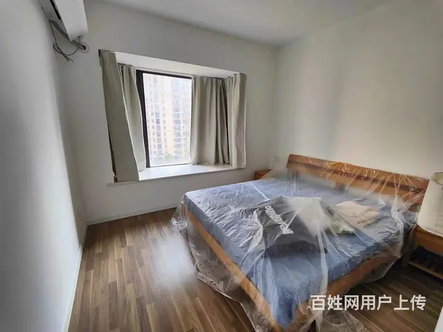长郡双语 钰龙天下二期 周正三房几乎未入住 精装三房 带车位 - 图片 2