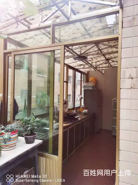 急转！遵义市桐梓县文笔路170平美容院 - 图片 5