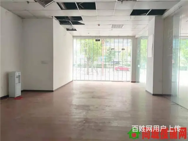 【同城搜铺网】 南外审计局大门口130平旺铺转让（三开间） - 图片 3