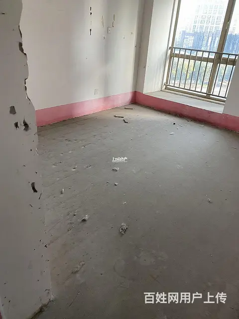 出门就是地铁口，纯毛坯房，可以任意装修，看房我这边有钥匙。 - 图片 5