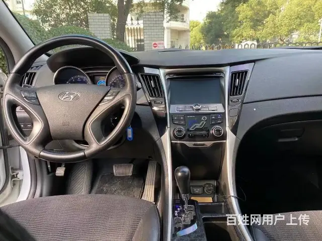 现代 索纳塔 2013款 第八代索纳塔 2.0 手自一体 时 - 图片 8