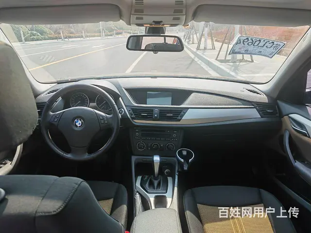宝马X1 2012款 X1 sDrive18i 2.0 手自 - 图片 5