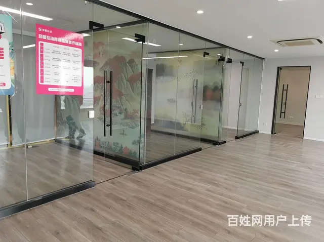 万达旁现代广场2号楼精装甲级写字楼 有隔断办公家具 - 图片 1