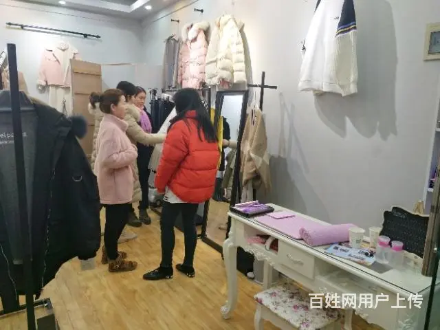 【都市时讯免费找店】无转让费白马生活城服装店转让 - 图片 3