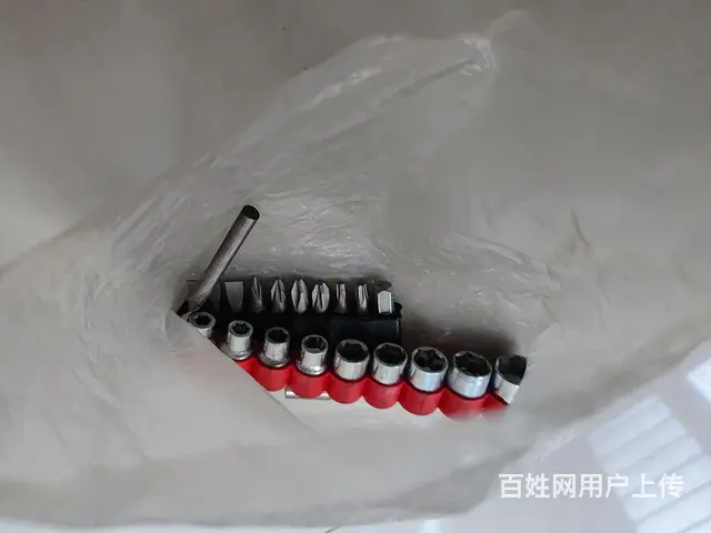 闲置龙韵便携式电钻全套 - 图片 2