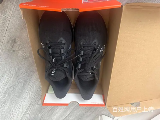 正品耐克41.42大世界专卖店买的 - 图片 5