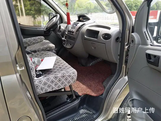上汽大通v80短轴6坐私家车包过户支持分期 - 图片 6