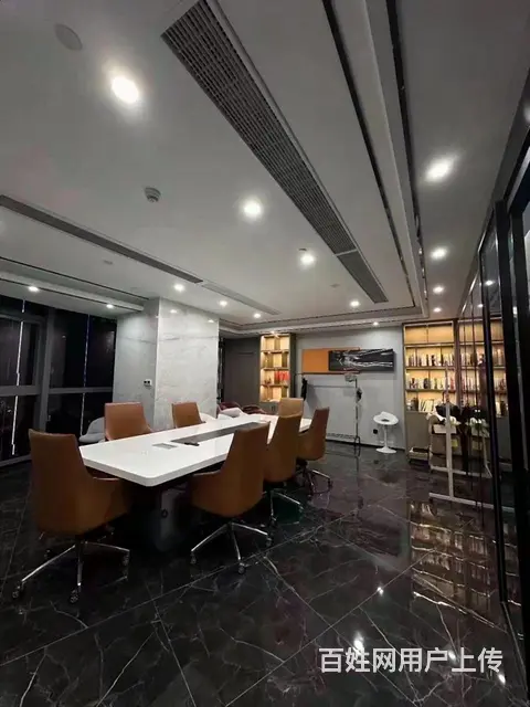 下沙CBD，电梯直通地铁口五角天街隔壁豪华装修330方带家具 - 图片 11