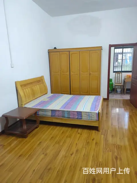 新百附近中国银行后面 普通住宅1厅 中等装修 - 图片 1