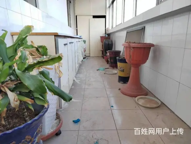 五十八万急售！二中附近，三室两厅，单位房，大产权送双储可贷款 - 图片 8