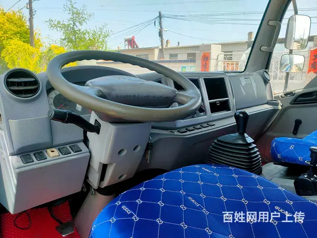 出售个人16年解放 虎V厢货车况原版 - 图片 2