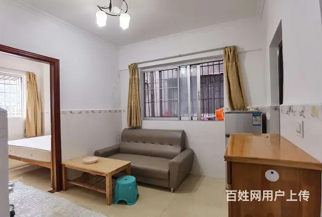 拱北关口龙城大厦电梯精装一房一厅出租，租价1600。近关口 - 图片 2